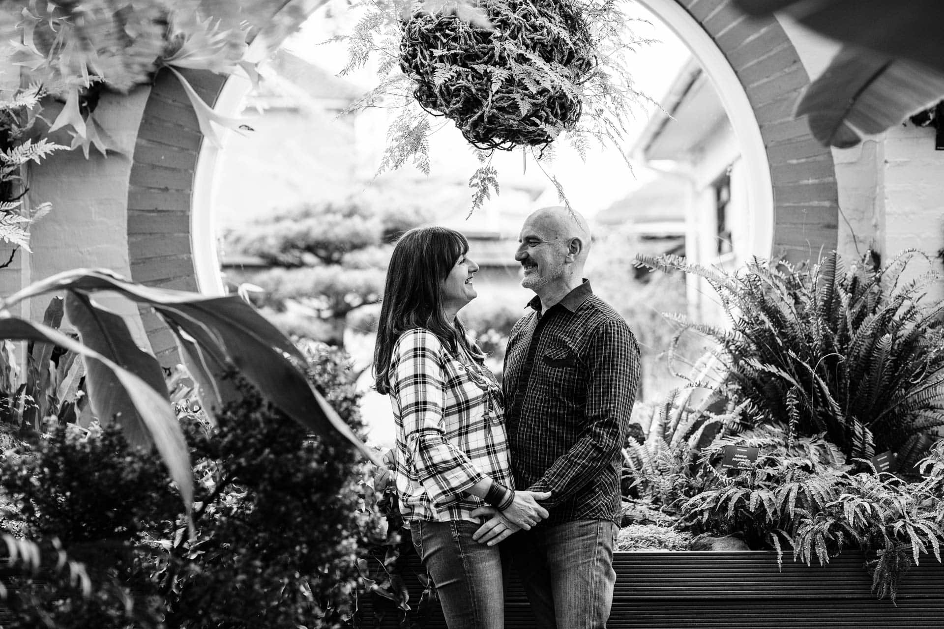 couple at Birmingham Botanical Gardens